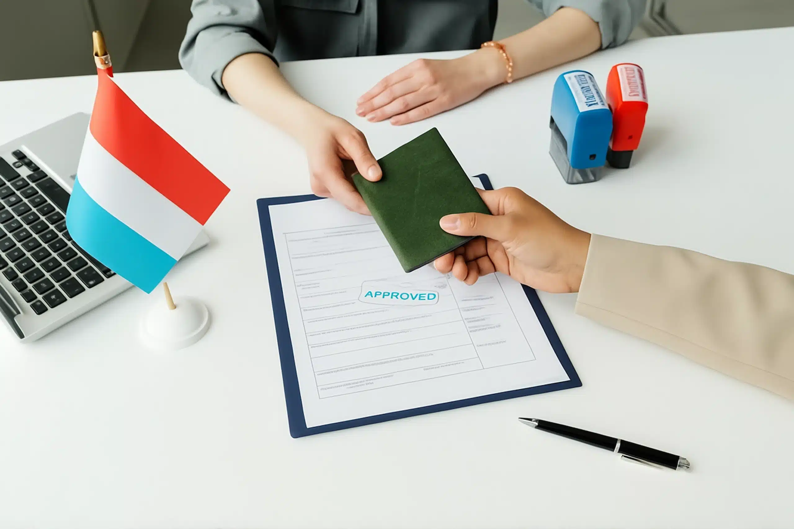 Who Are the Americans Becoming Luxembourgish Citizens? The Data Tells a Surprising Story