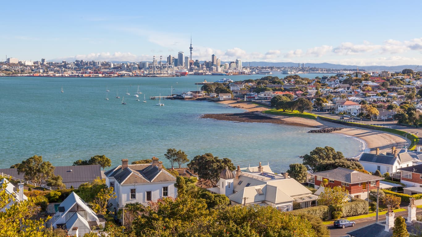 Americans drive 40% of New Zealand Active Investor Plus Visa Applications