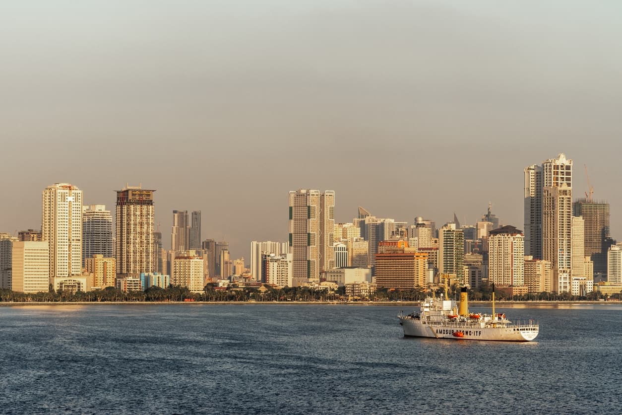 Americans in the Philippines Could Be 11,519 or 270,000 Depending on the Source