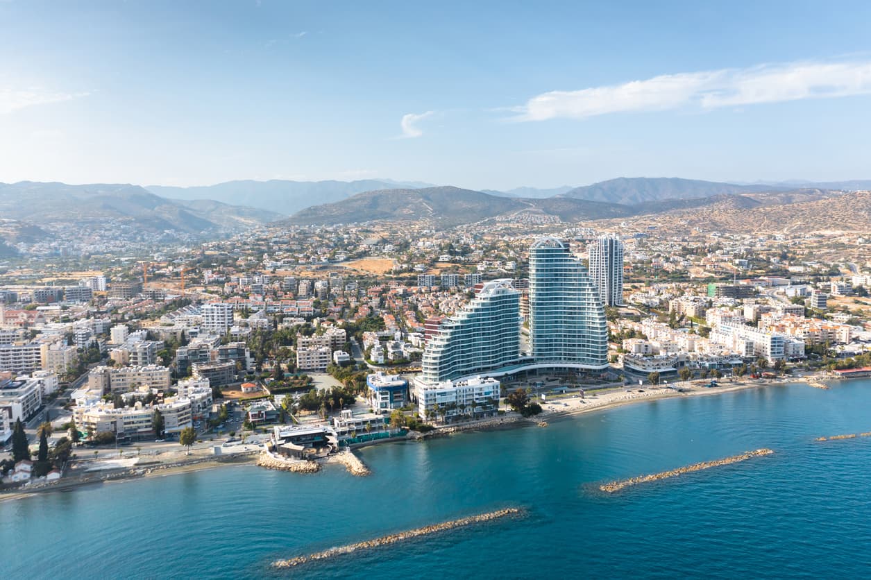 Cyprus Permanent Residence at €300,000 Hinges on Schengen and Agency Reform