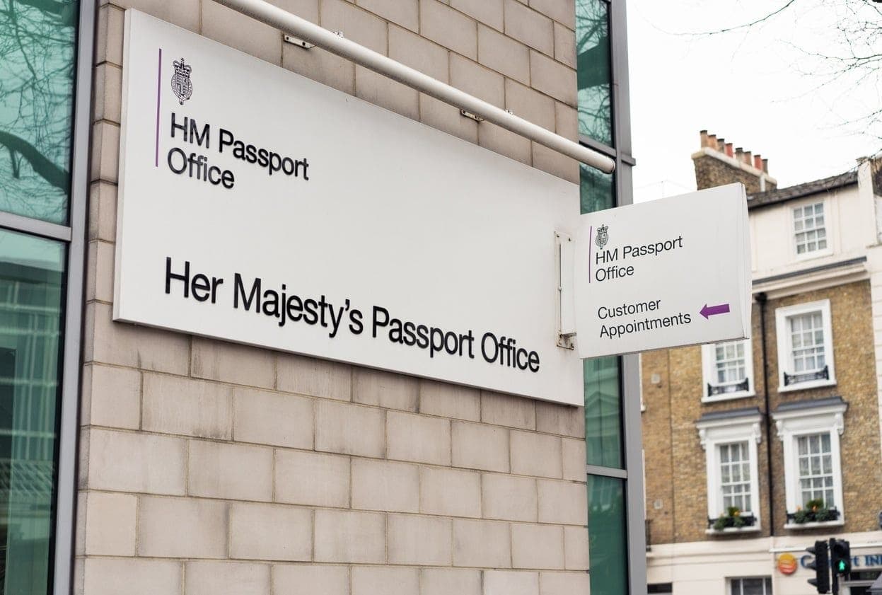 British Citizenship for Americans Hit a Record 2,654 Applications in Early 2026