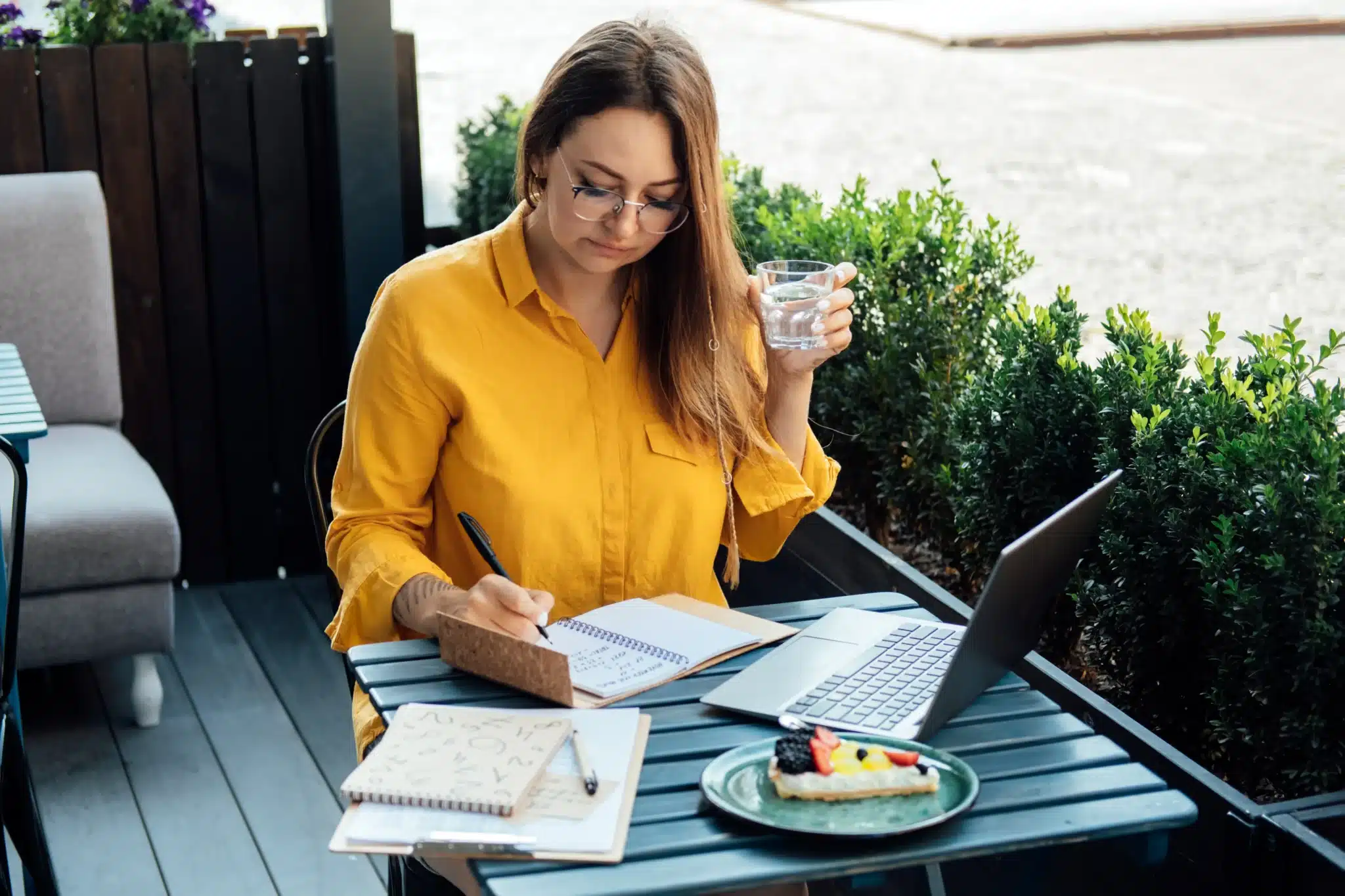 .webp September 1, 2025 323 KB 2560 by 1706 pixels Original image: time-management-for-freelancers-woman-freelancer.webp Edit Image Delete permanently