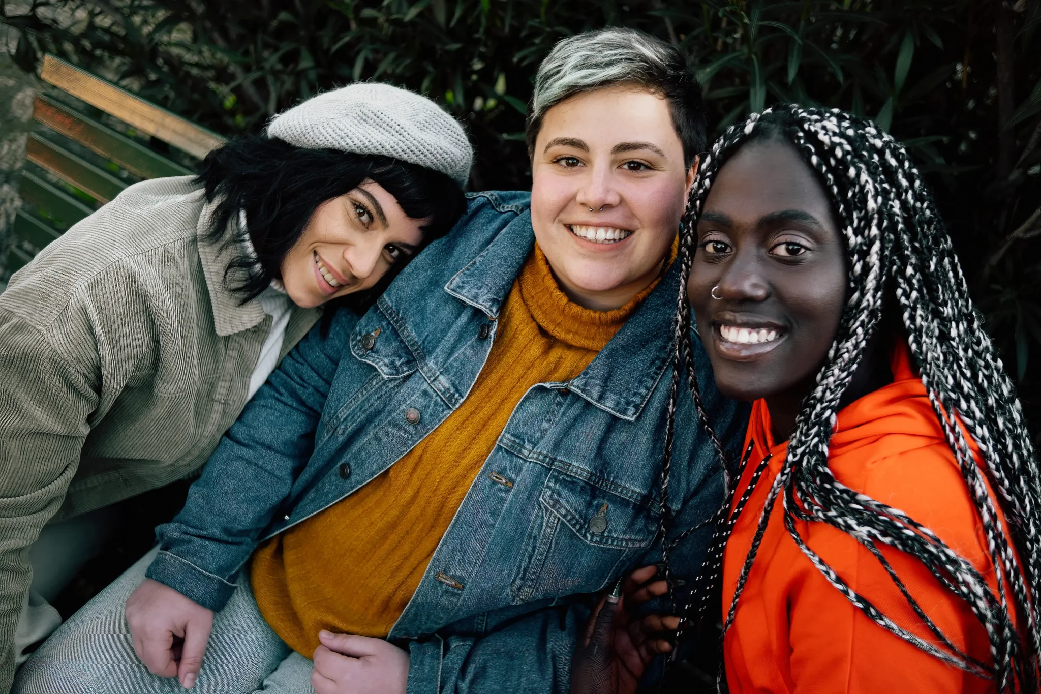 multiethnic-women-smiling